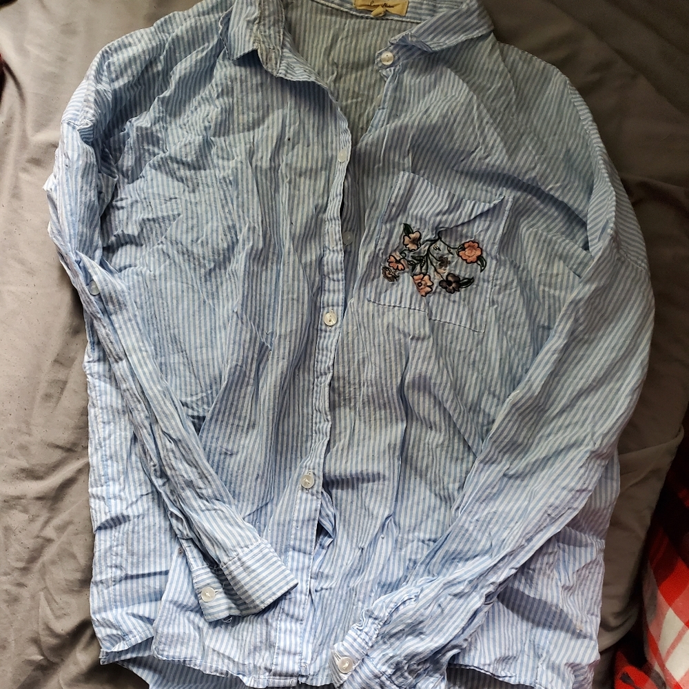 Floral embroidered button down